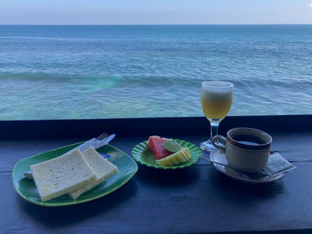 breakfast with a view in uluwatu on a day trip