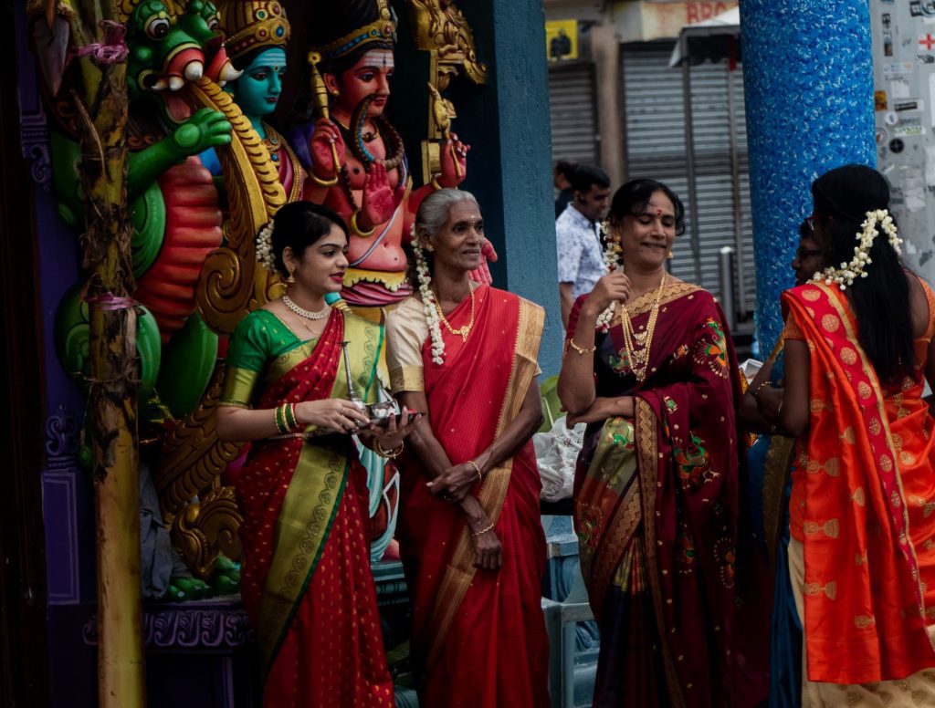 Guide your Travel Batu Caves Kuala Lumpur women hindu