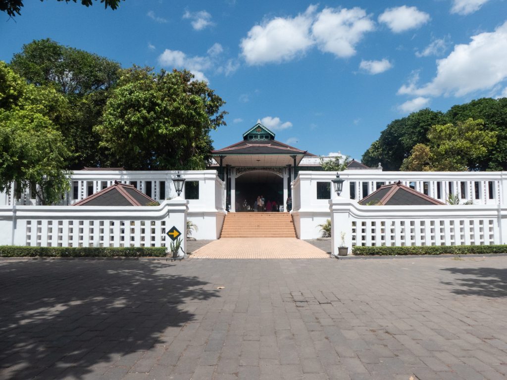 kraton royal palace yogyakarta unusual things to do, hidden gems