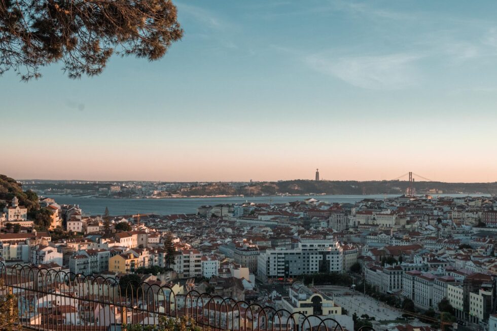 lisbon sunset viewpoint