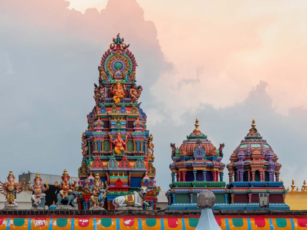 Kuala Lumpur batu caves sunset temple