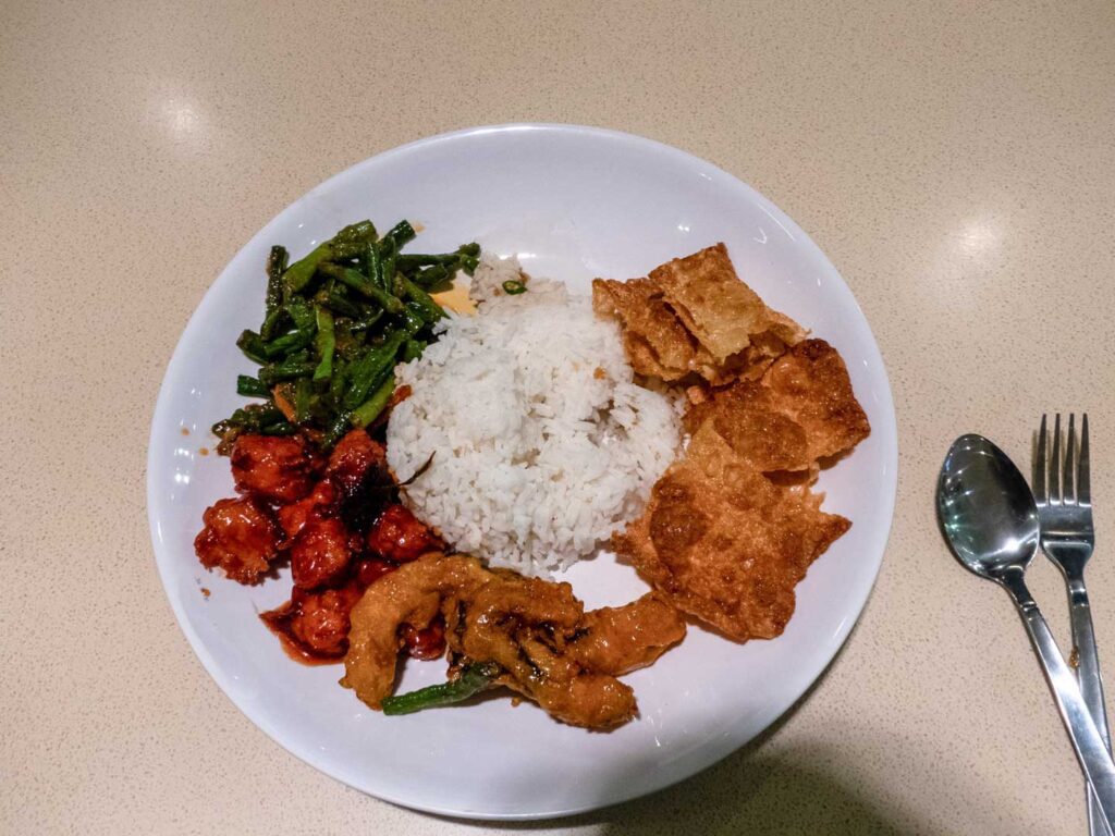Kuala Lumpur cheap food court restaurant vegetarian food