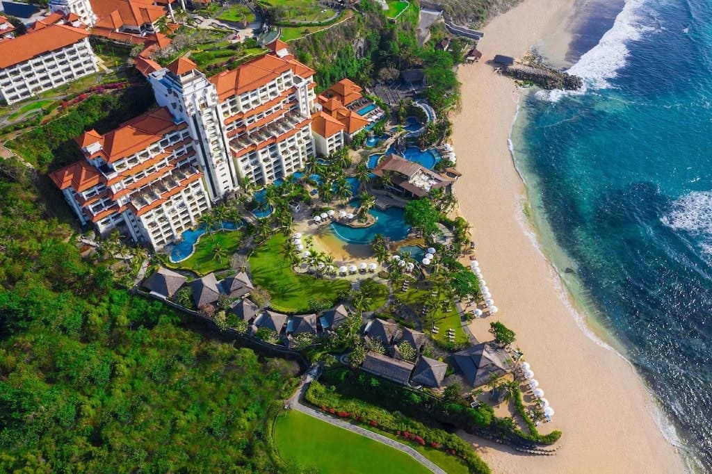 beach accommodation uluwatu hotel beachfront resort