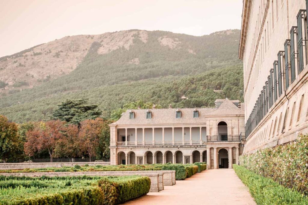 San Lorenzo de el escorial after wild fires smoky skies gardens