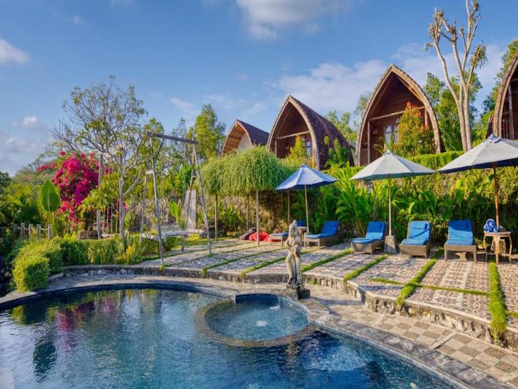 bagia bungalows pool huts joglo