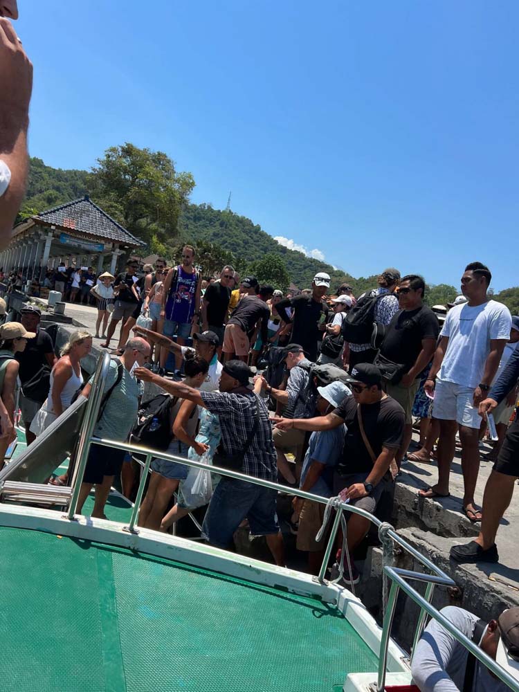 drivers at padang bai harbour pushy taxis on the pier