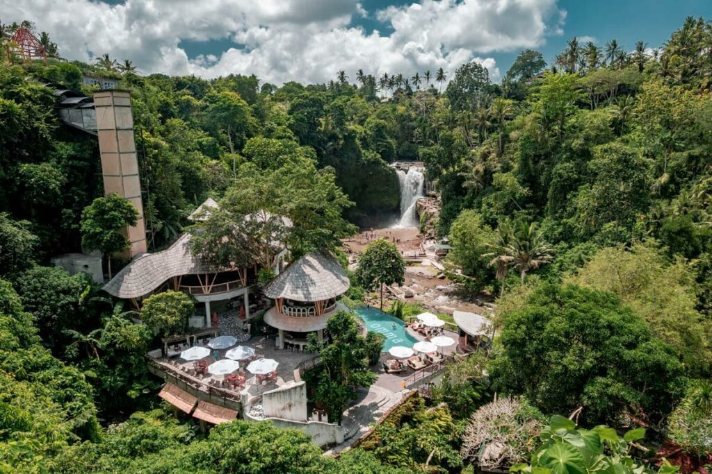 tegenungan waterfall with day club and elevator