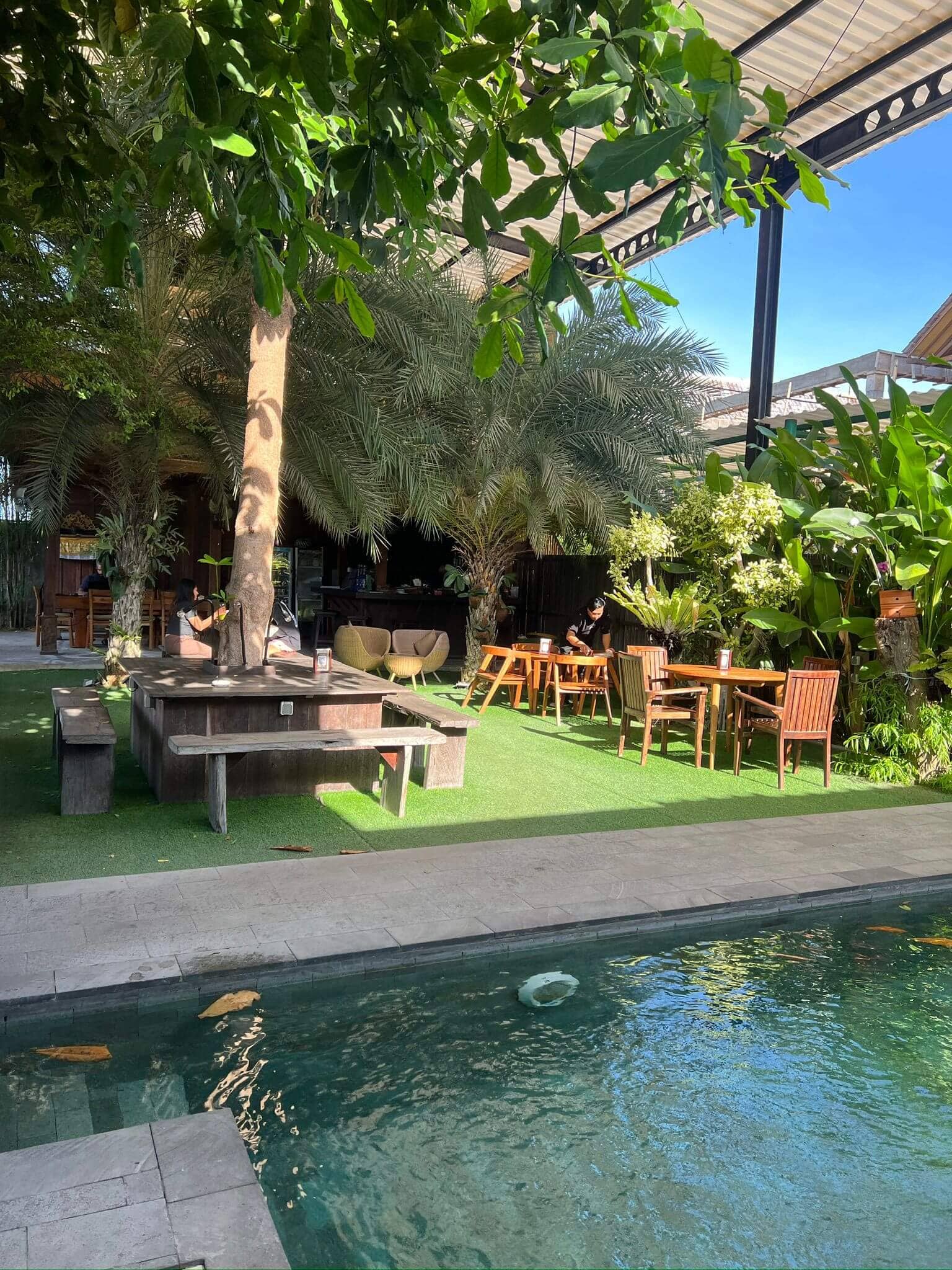 Amolas Cafe in Canggu for coworking with pool and beer garden