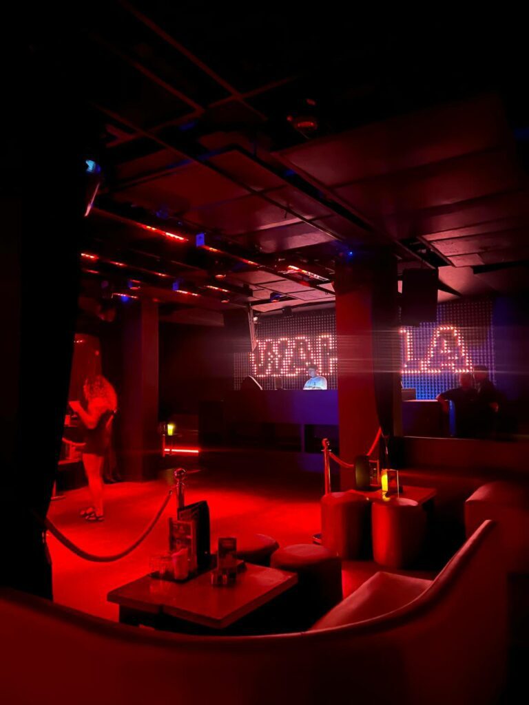 mesa club red lights