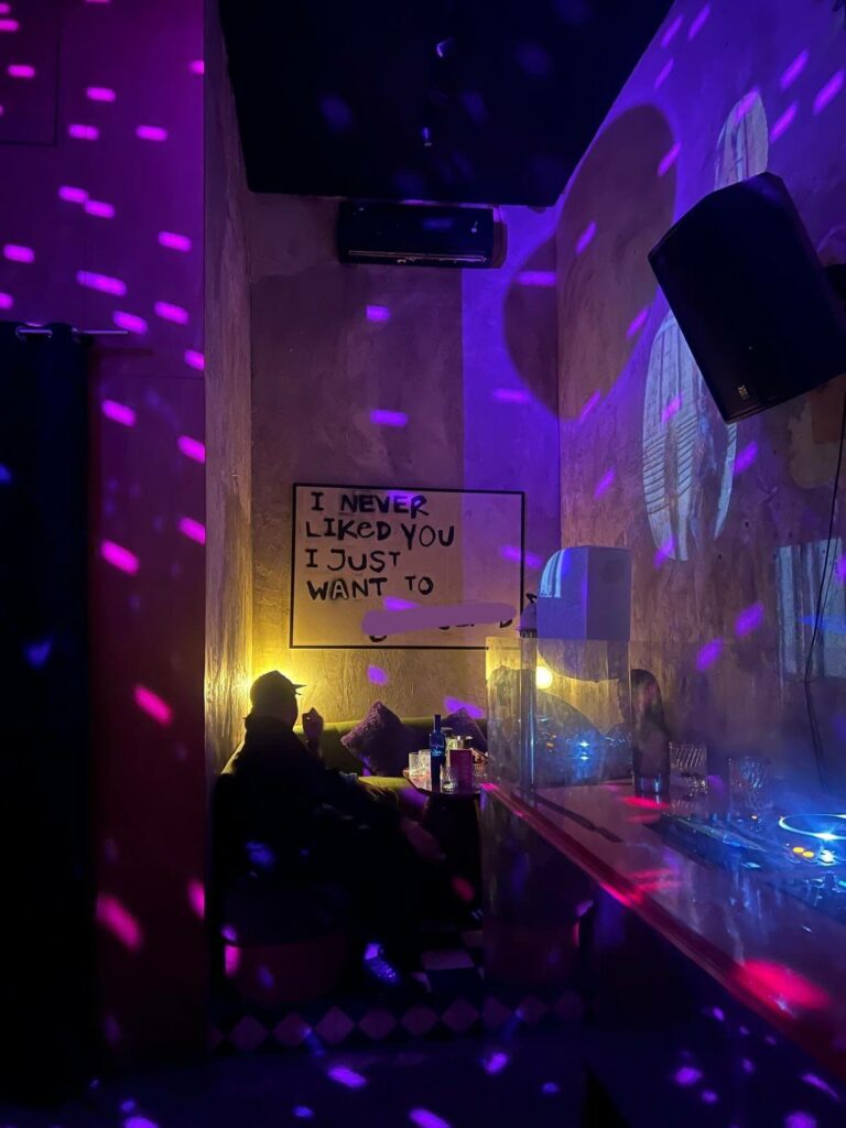 platonic bar dj booth