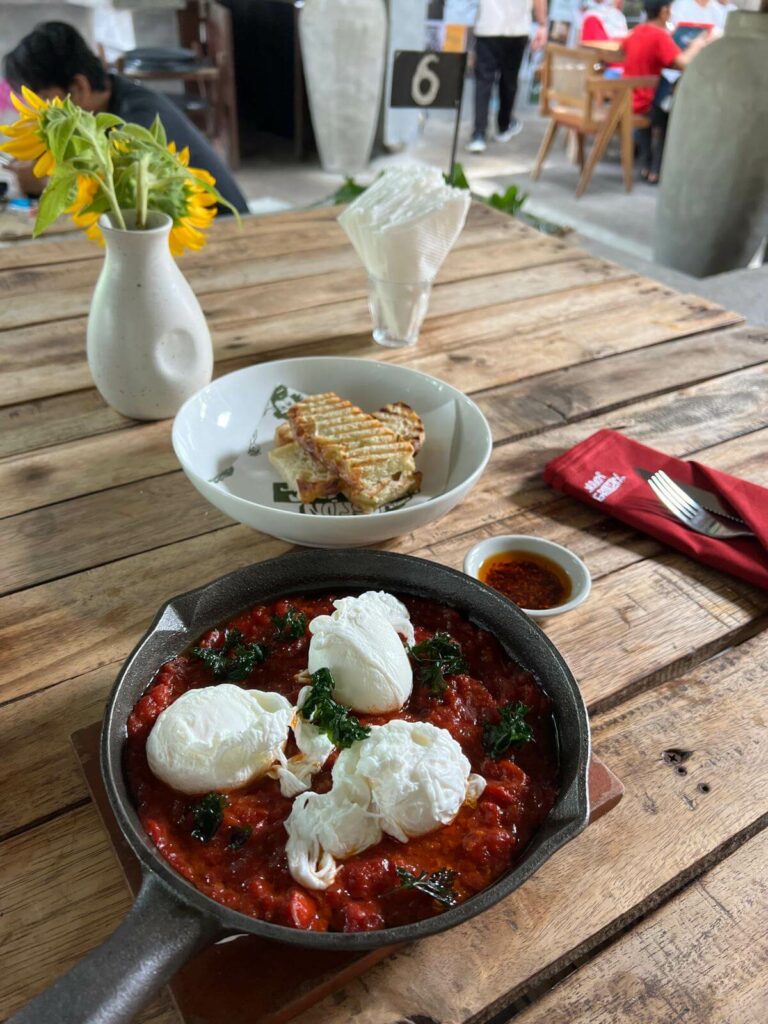 Mimpi Grocery shakshuka 